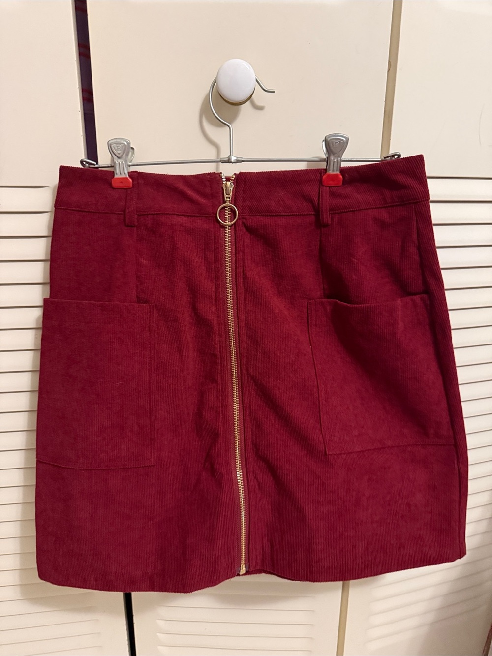 SHEIN Burgundy Corduroy Front-Zip Mini Skirt